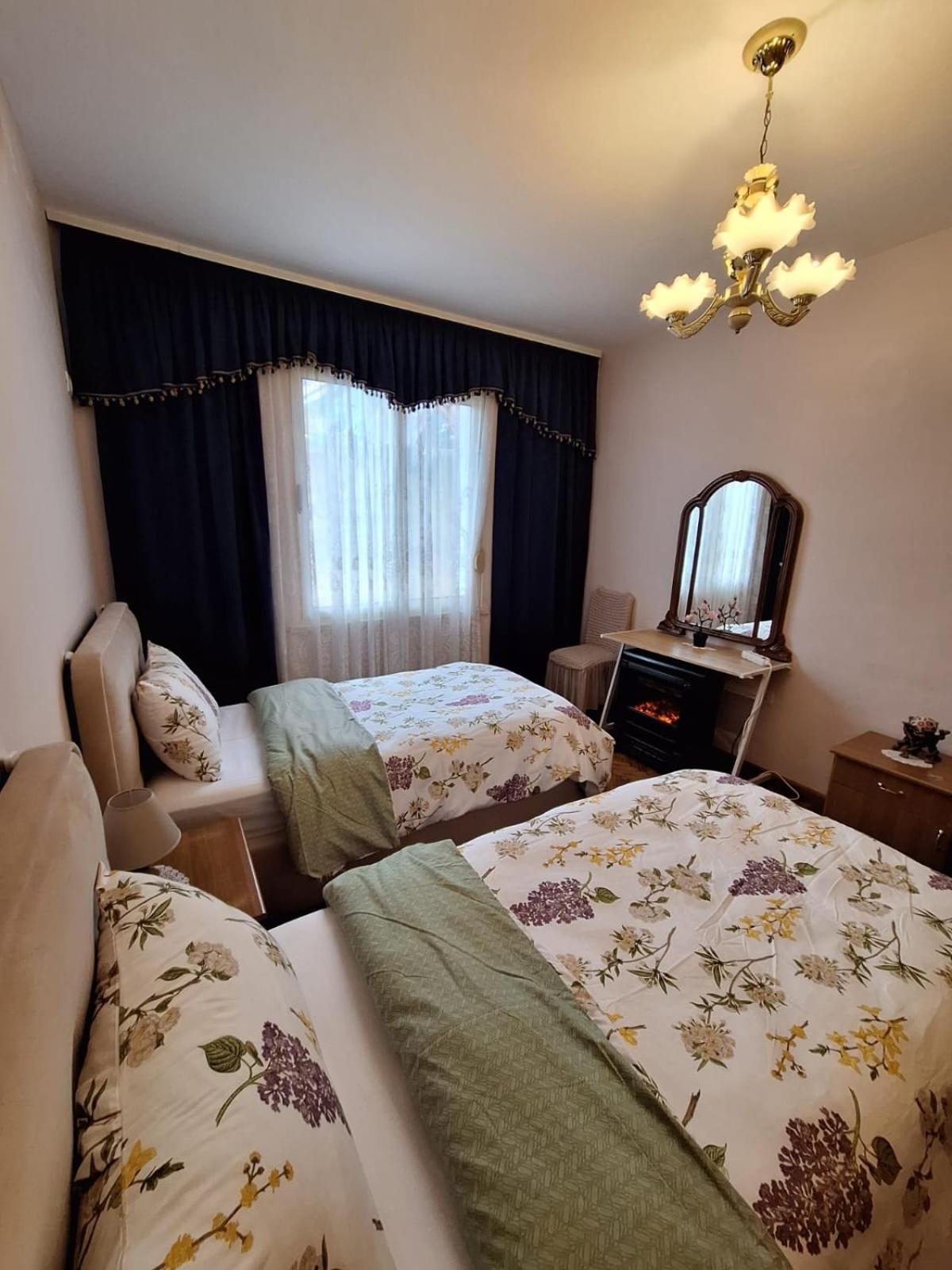 Cozyflat In The Middle Of Tirana Apartment Екстериор снимка